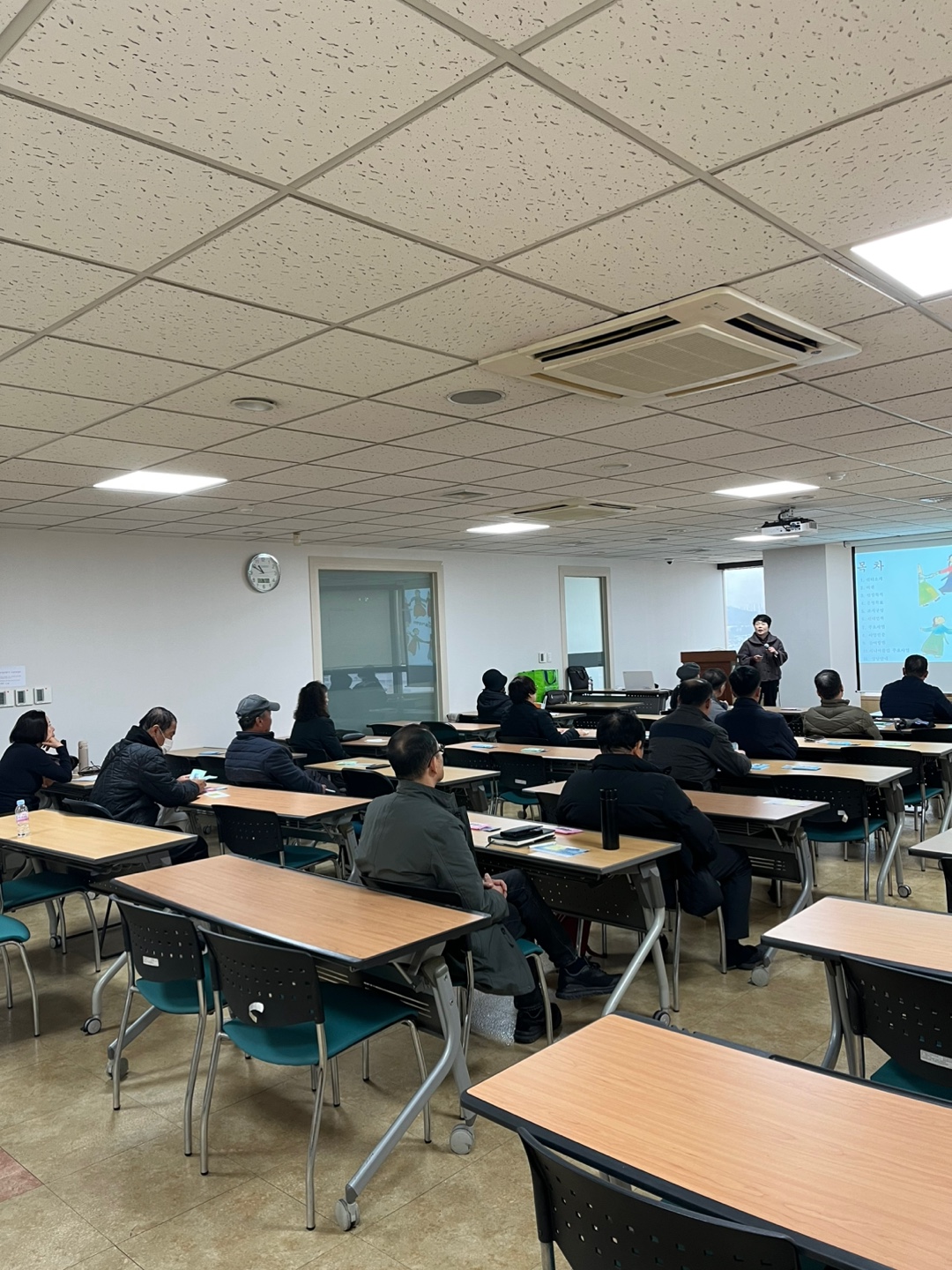 11월 고용복지플러스센터 고령자일자리찾기 취업특강 첨부 이미지
