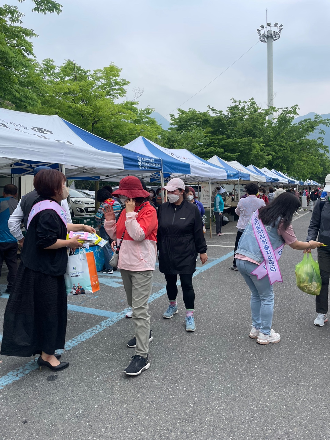 금요 직거래장터 센터 홍보 첨부 이미지