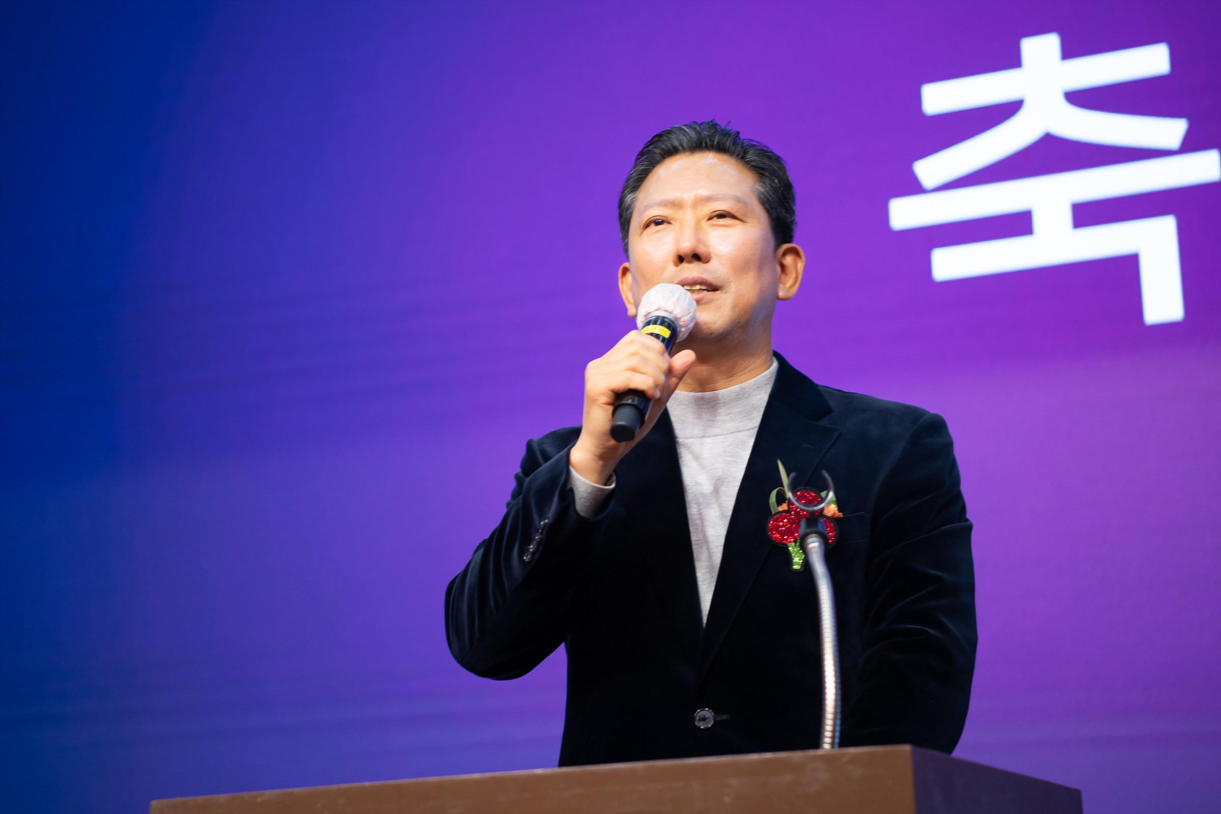 구미여고,구미고,현일고 총동창회 송년행사가 금오산호텔,구미고 강당, BW웨딩에서 각각 있었습니다.