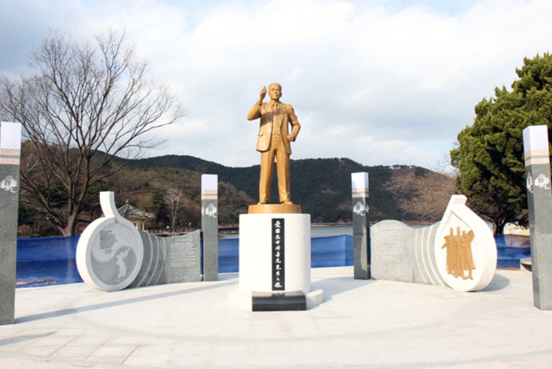 충혼탑