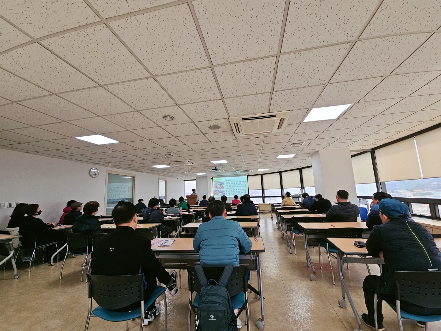 고용복지플러스센터 고령자일자리찾기 취업특강 첨부 이미지