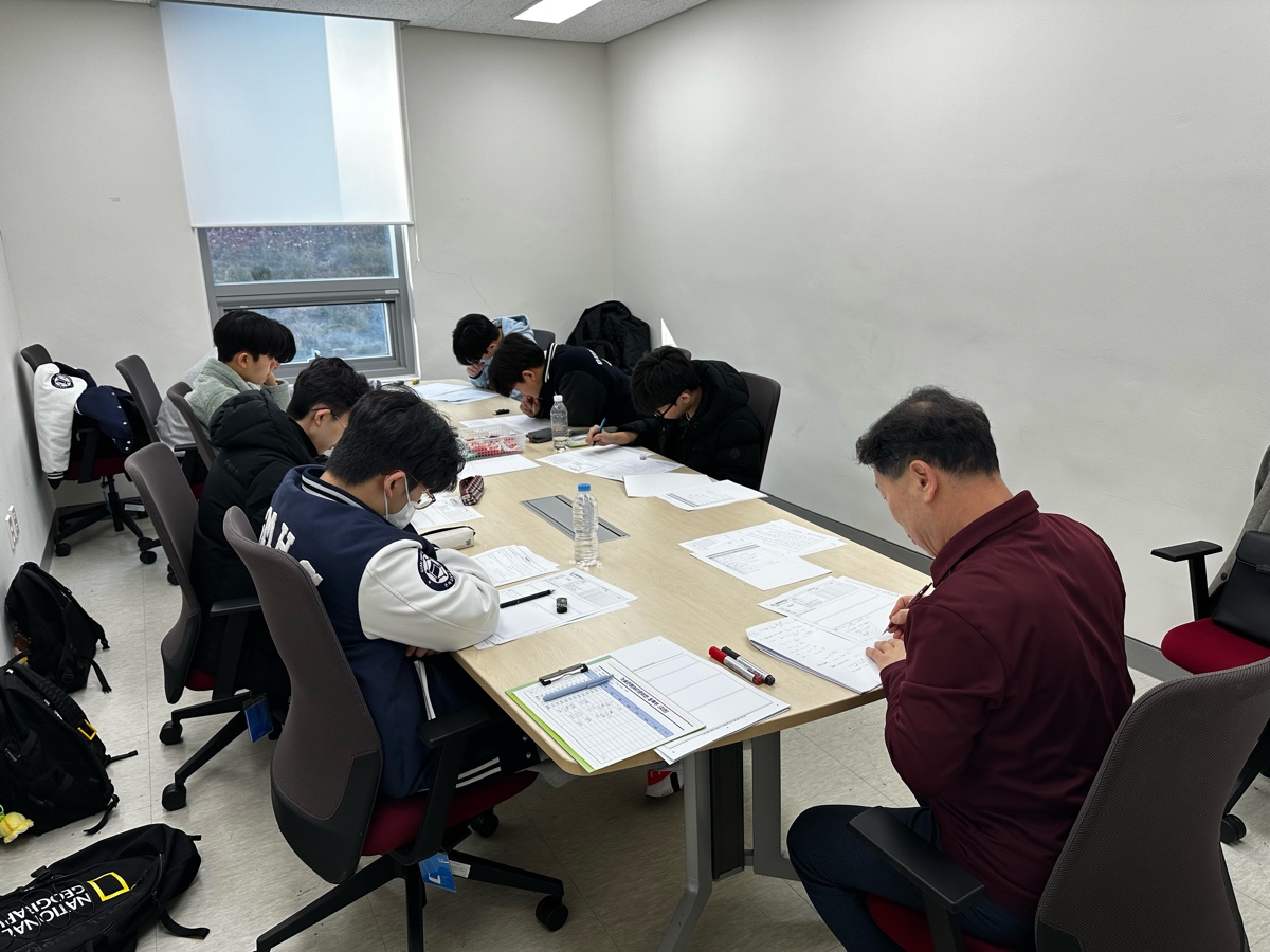 [2025. 11. 16.(일) ~ 11. 21.(금)] 논술전형(AAT) 준비반 첨부 이미지