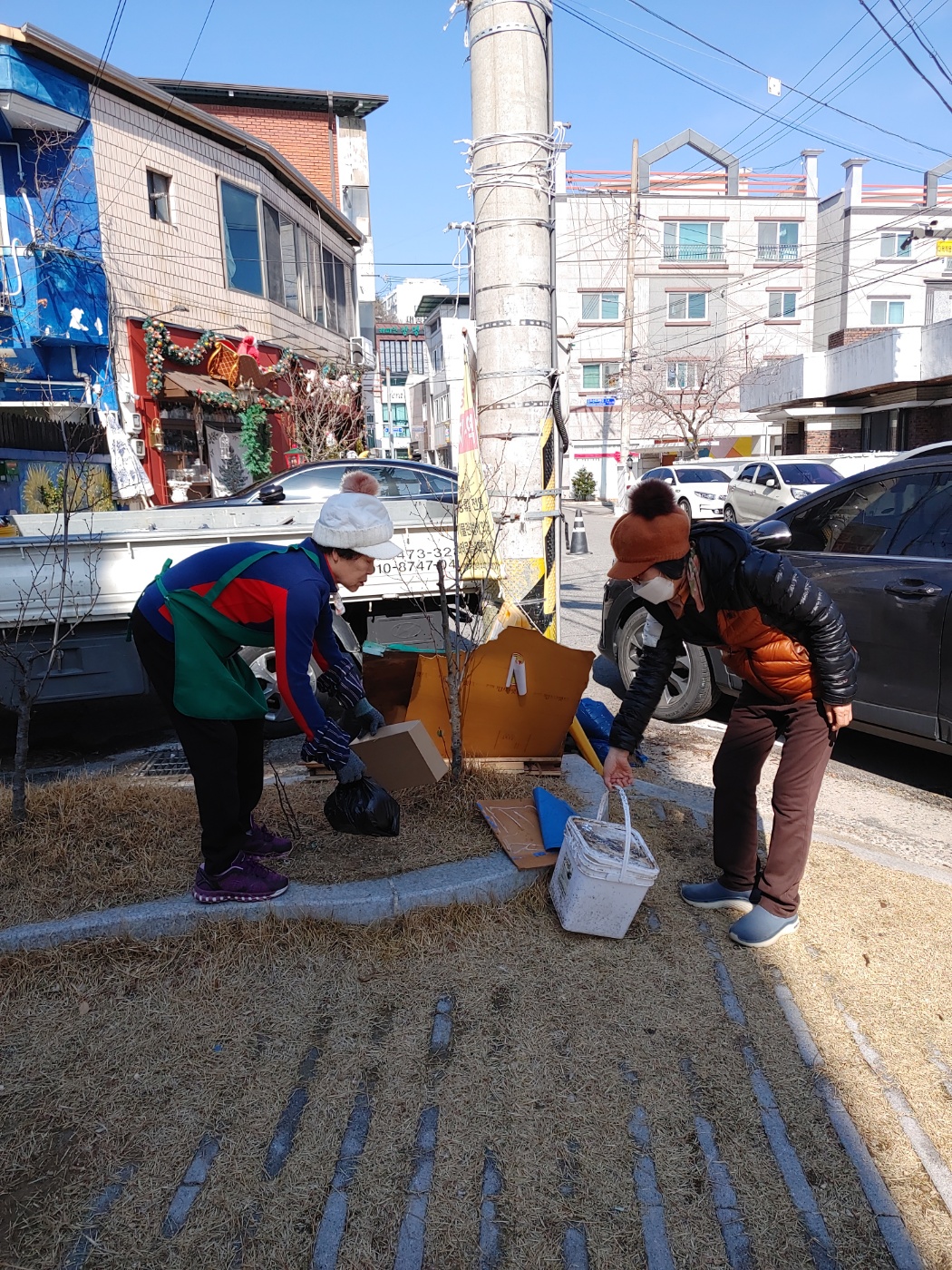 [선주원남동] 문화마당 청소 현장 스케치 첨부 이미지