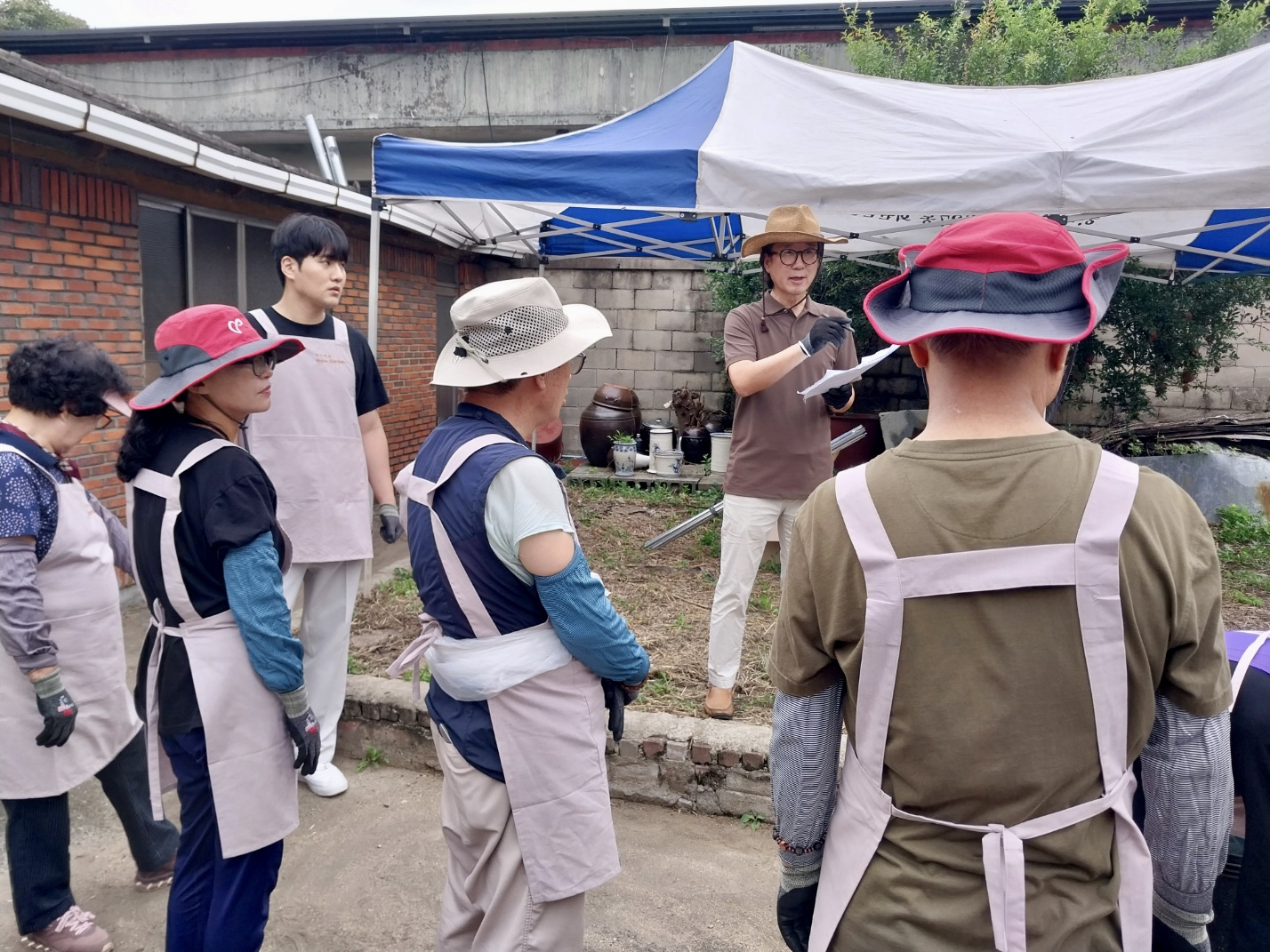 [선주원남동] 금리단길 장미정원조성 장미 식재 현장스케치 첨부 이미지