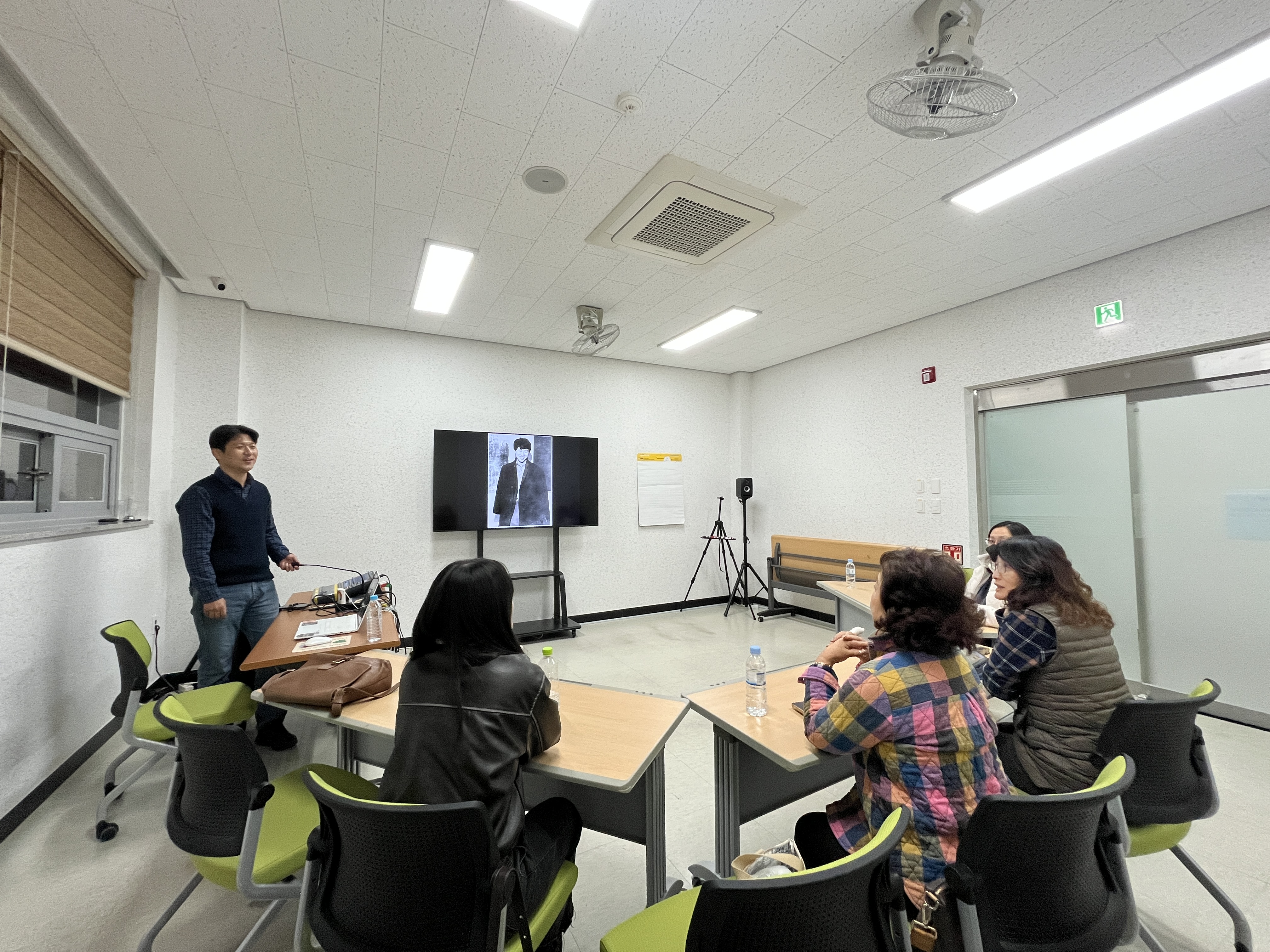 2024 마을아카데미 고아읍편 <관심里학교> '음악' 현장기록 첨부 이미지